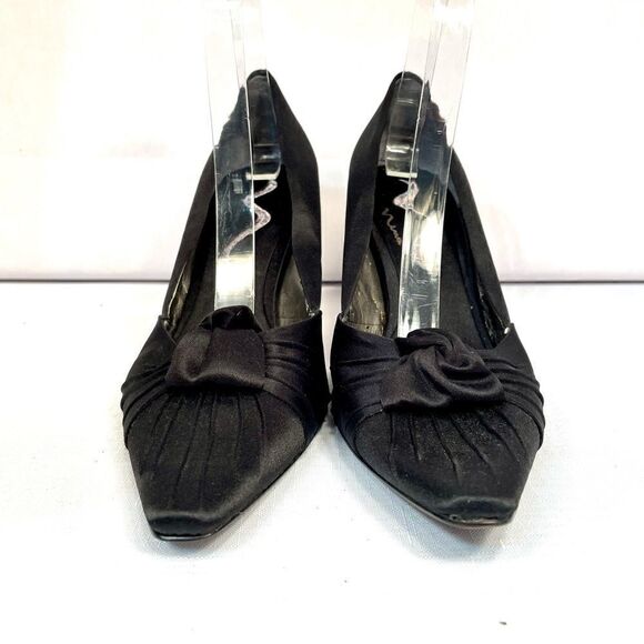 NINA BLACK SATIN 3.5” FORMAL HEELS SIZE 9M - Picture 3 of 6